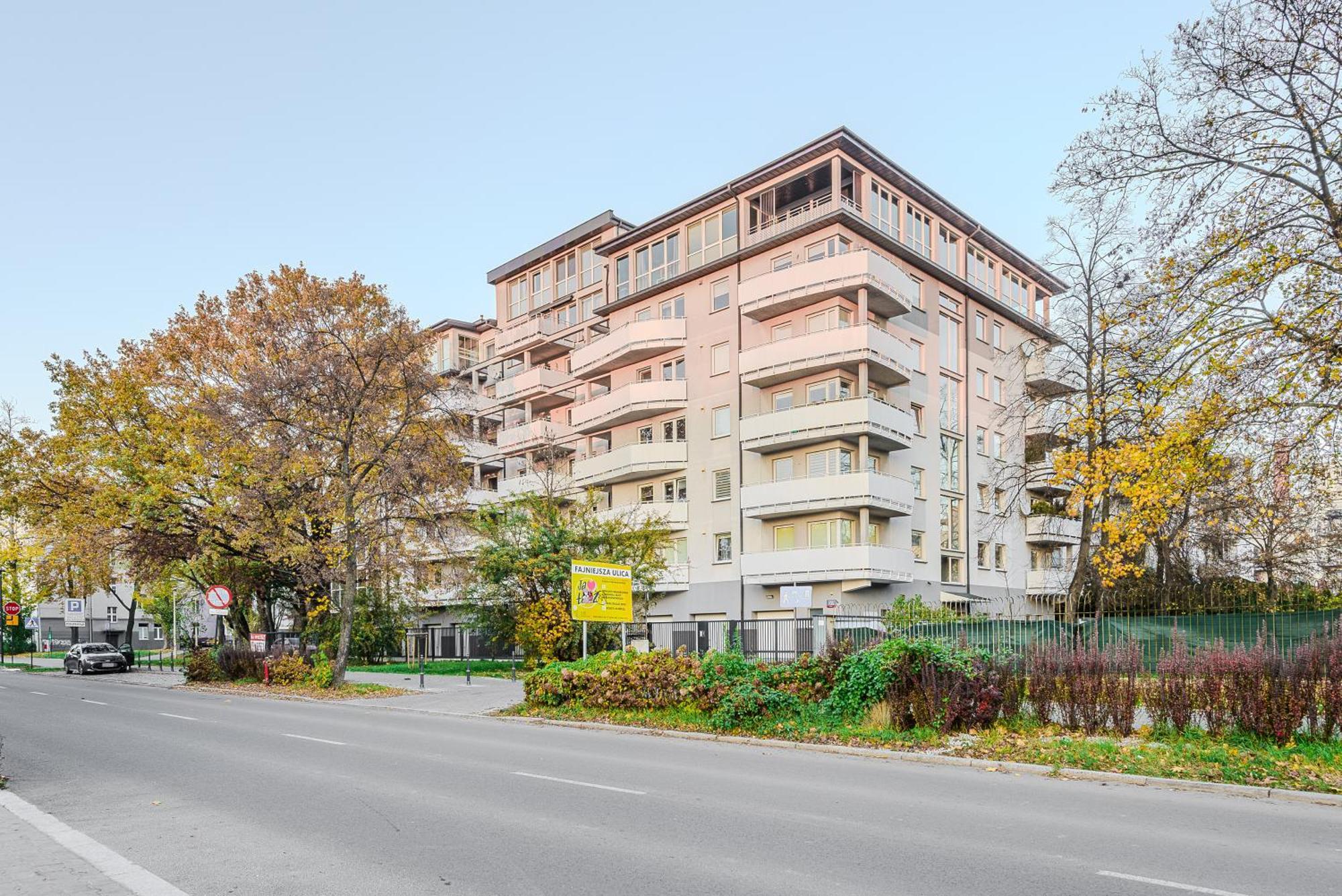 Apartament Lumina Luxury With Jaccuzi On Sienkiewicza Street *
